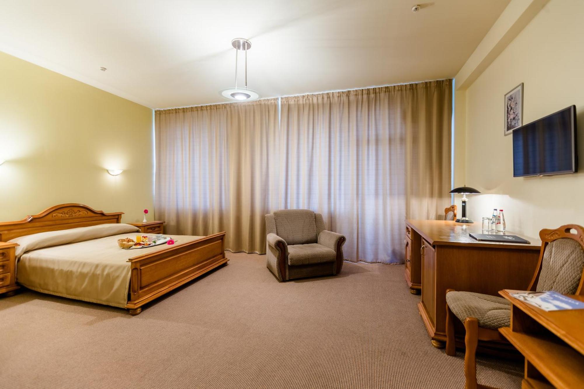 Daina Jurmala Beach Hotel Exterior photo