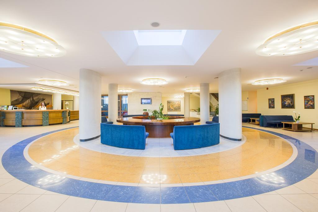 Daina Jurmala Beach Hotel Exterior photo